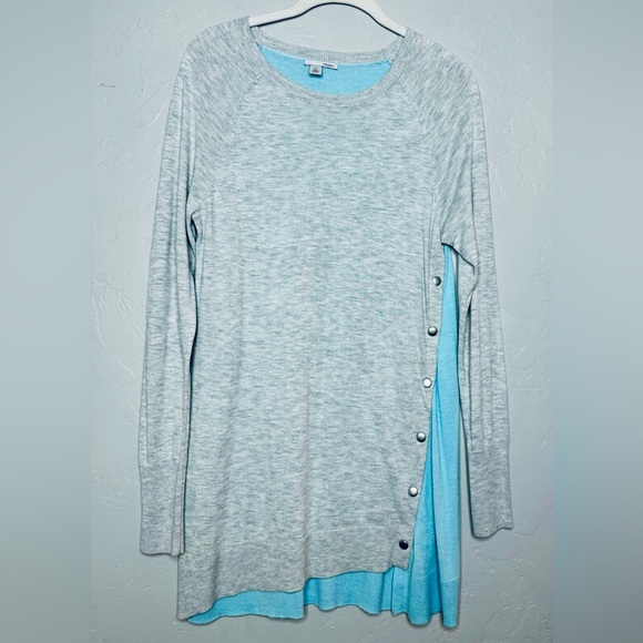 NEW Asymmetrical Hem knit sweater Draped Button Long Sleeve Top SZ XS - Picture 2 of 10